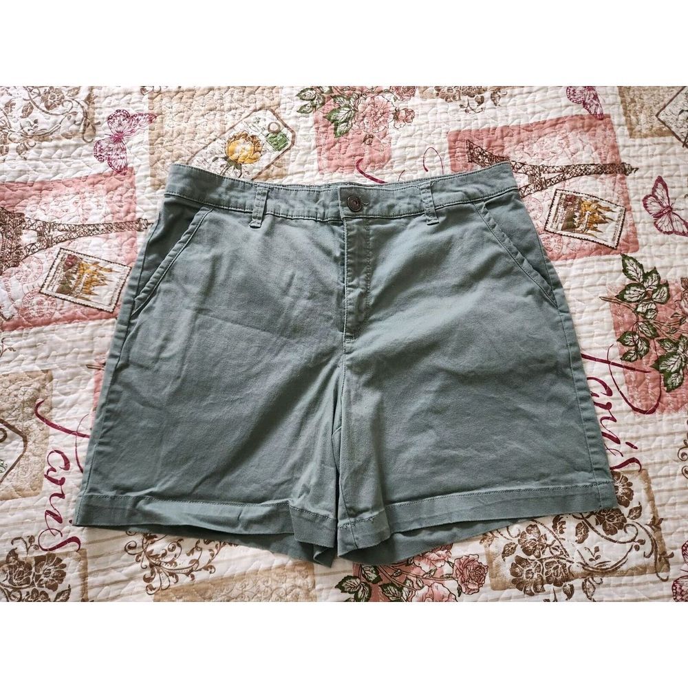 Gloria Vanderbilt Women's Green Short‎ High-Rise Pockets Stretch Size 14